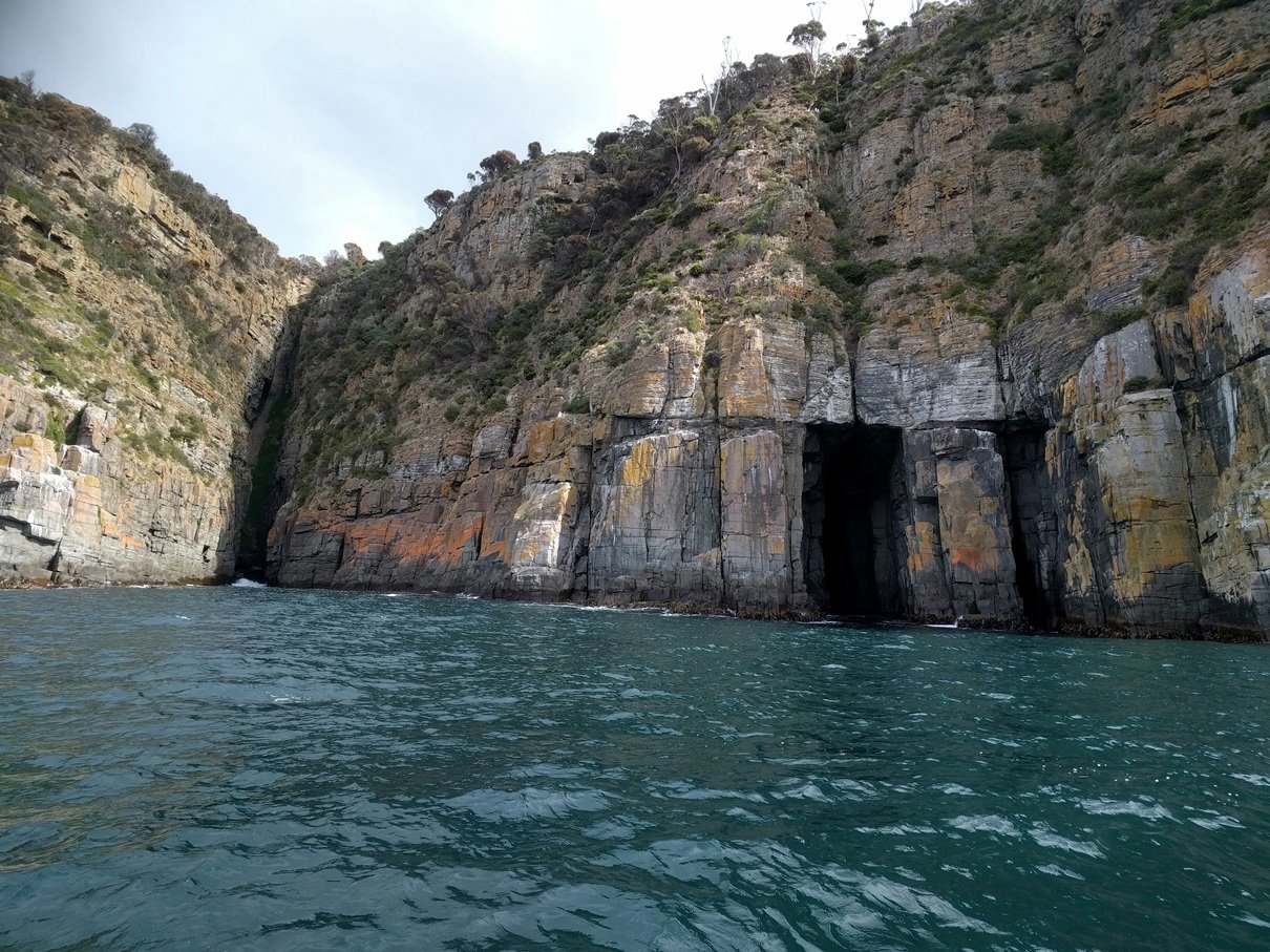 Houndstooth and Keane's Crack - Bruny Island April 2018